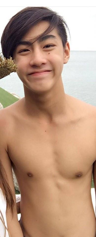 เจ้าขุน หุ่นเจ้าช่างน่ากินมาก
