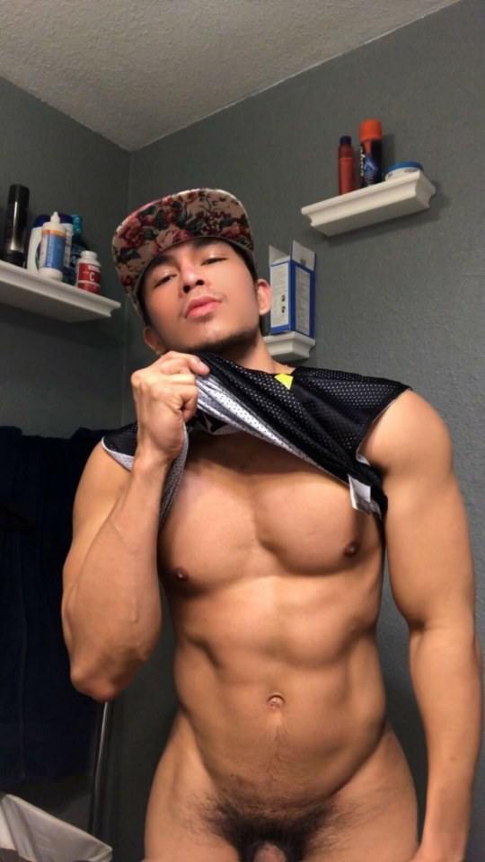 hot male 477 (18+)