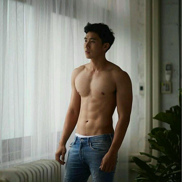 ทหารเรือสุดหล่อ