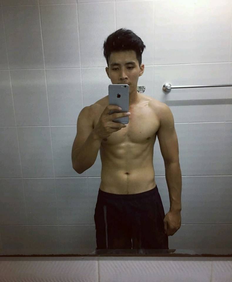 ทหารเรือสุดหล่อ