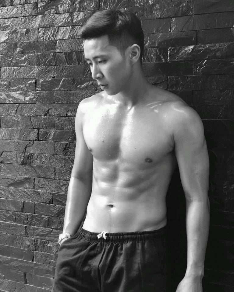 ทหารเรือสุดหล่อ