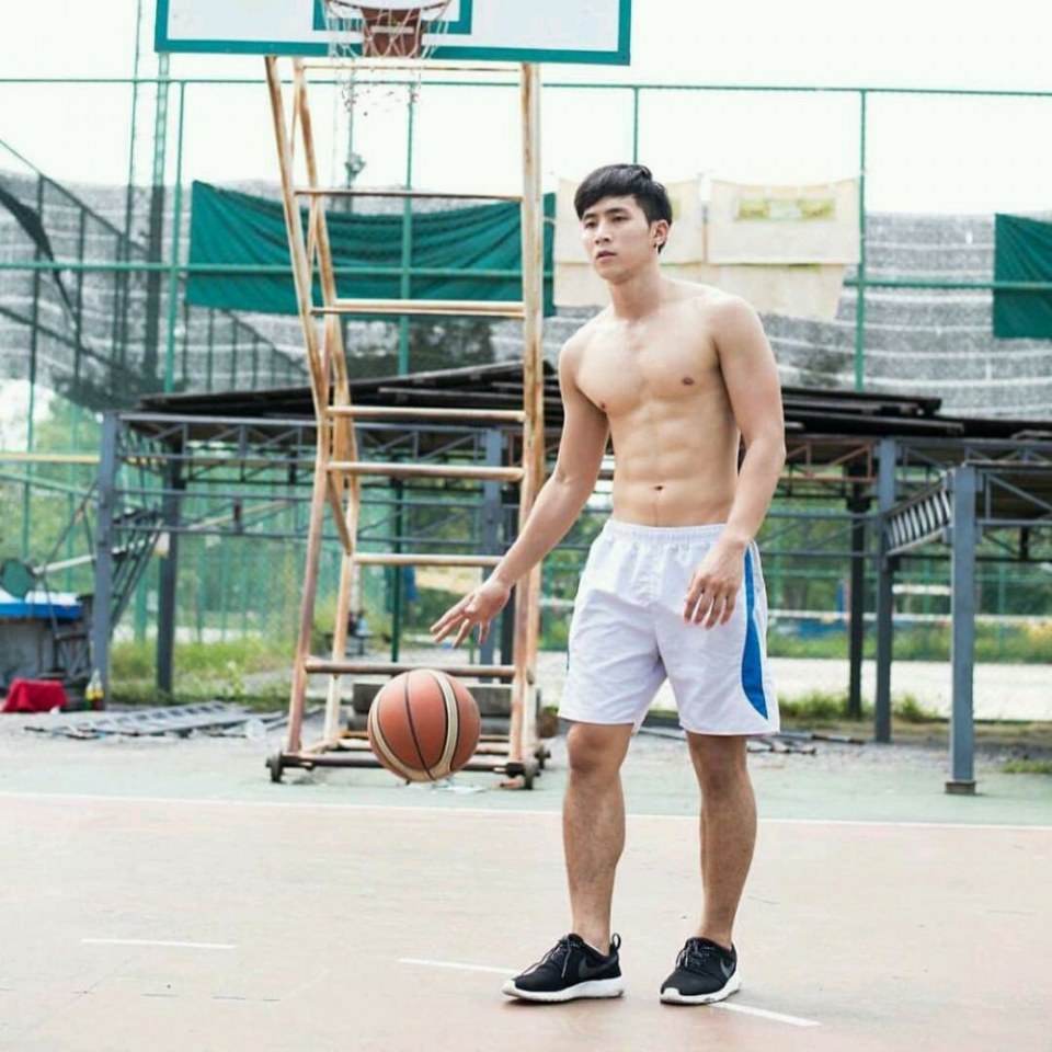 ทหารเรือสุดหล่อ
