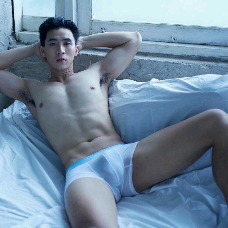 ทหารเรือสุดหล่อ