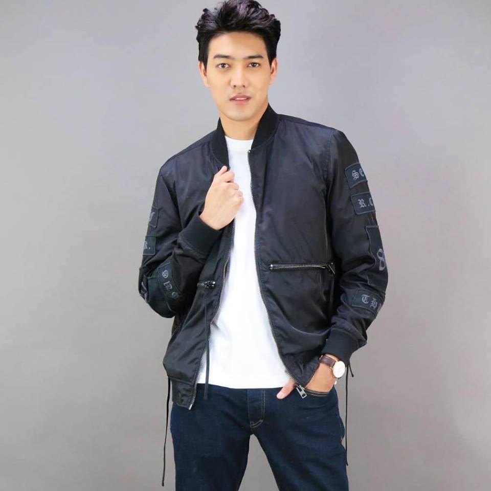 หล่ออยู่นะ บอม ธีรธัม พระเอกมิวสิค ไม่ต้องไล่ เด๋วไปเอง