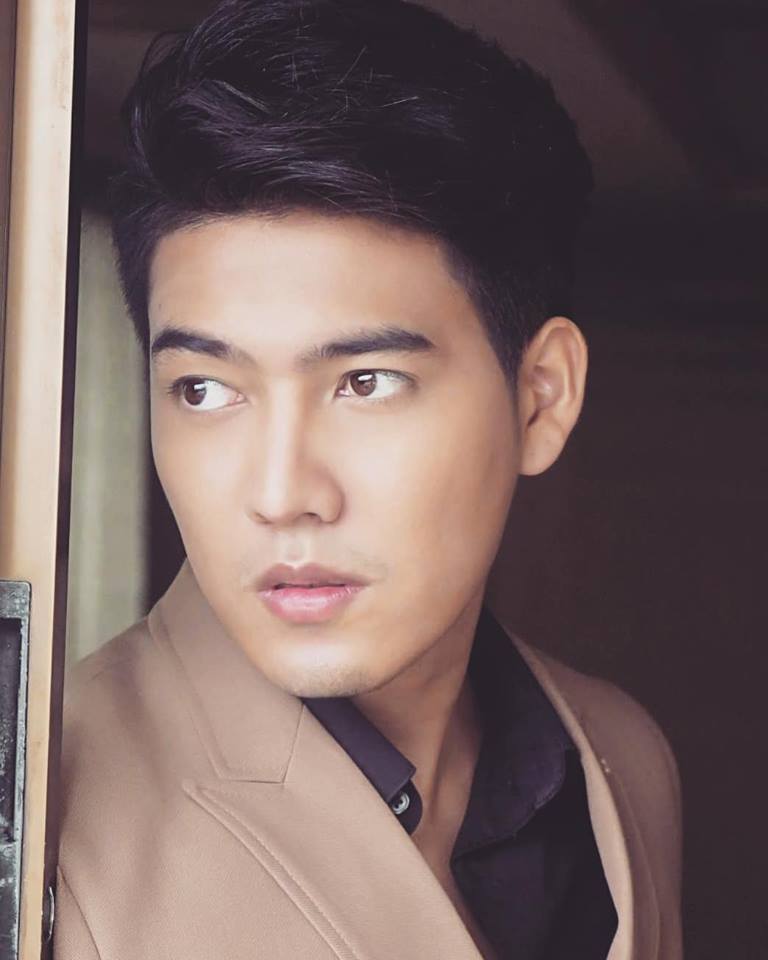 หล่ออยู่นะ บอม ธีรธัม พระเอกมิวสิค ไม่ต้องไล่ เด๋วไปเอง