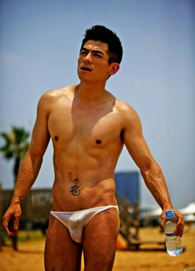 hot male 479 (18+)