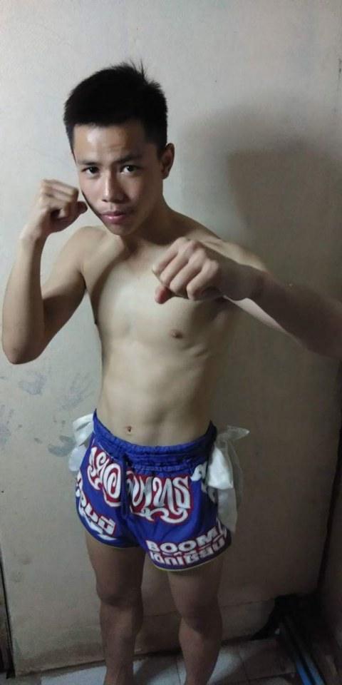 ชายบ้านๆ