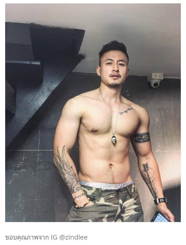 ชายโชว์