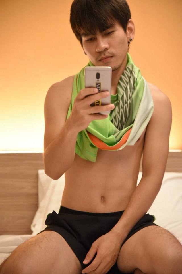 ชายโชว์