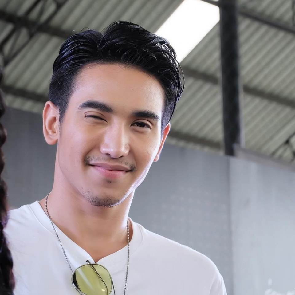 สายตา รอยยิ้ม ...ระทวย