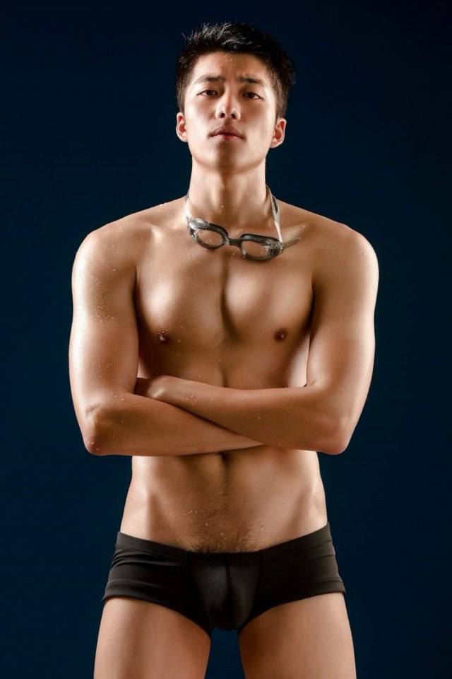 hot male 480 (18+)