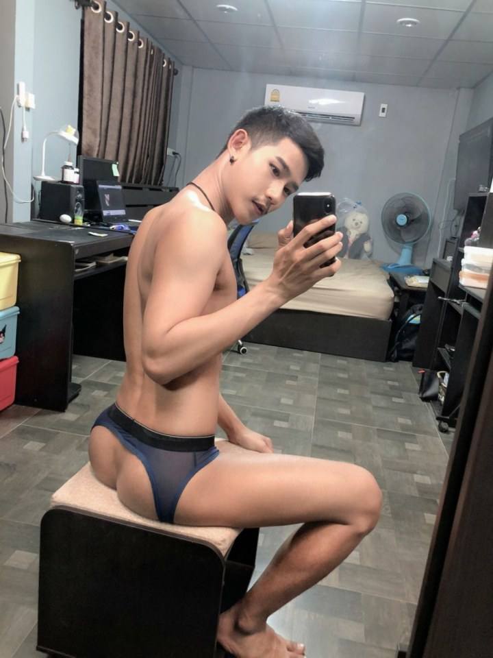 hot male 480 (18+)