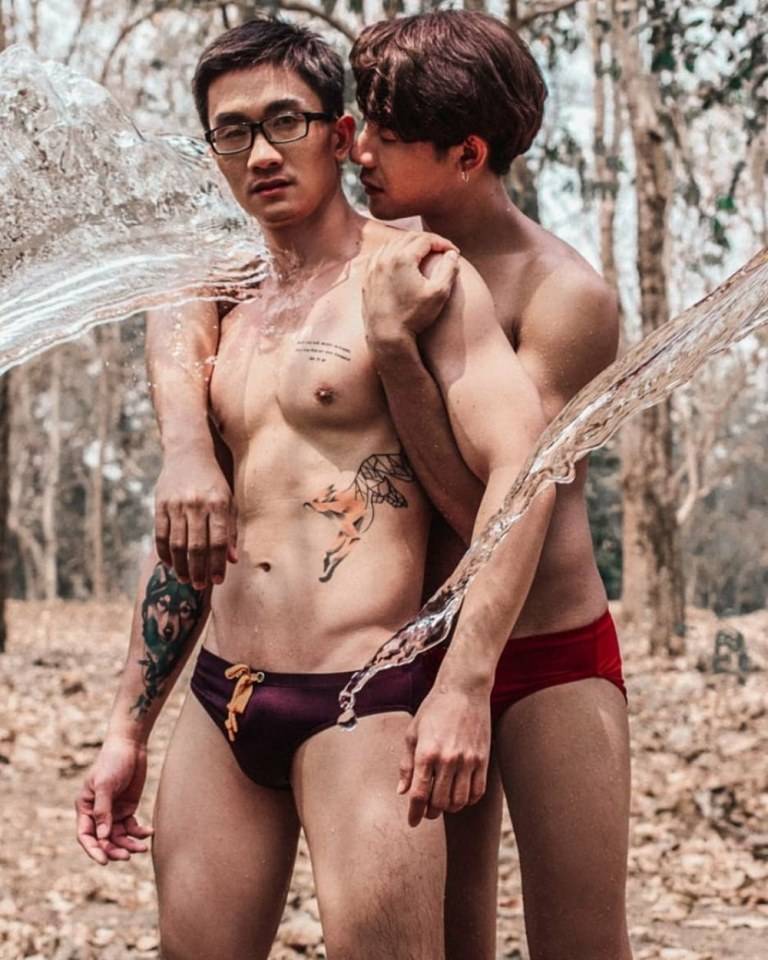 hot male 480 (18+)