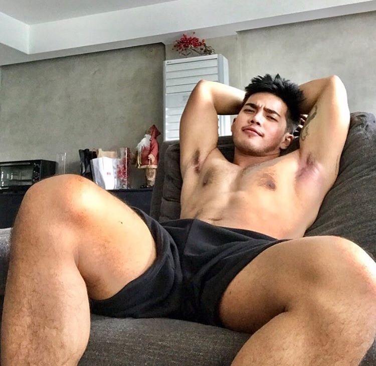 hot male 482 (18+)