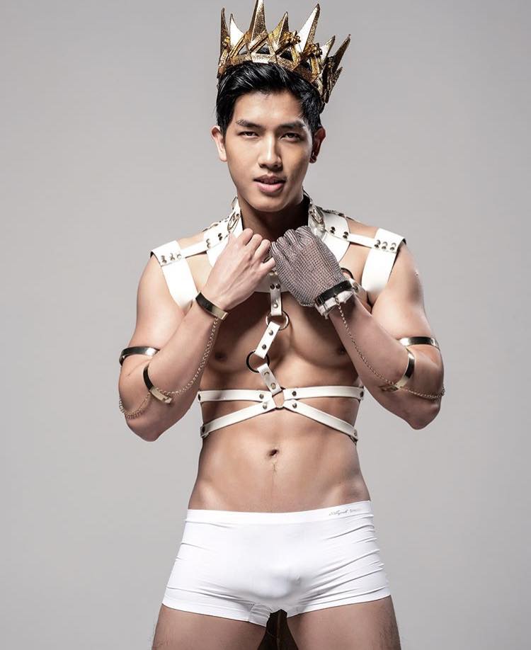 สงกรานต์ ชาย ฉะ กัน