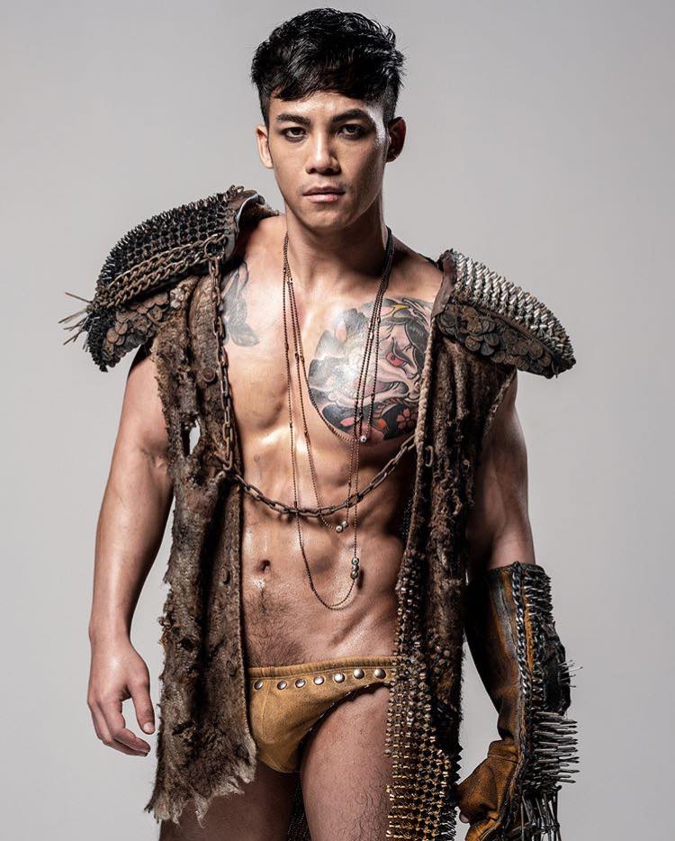 สงกรานต์ ชาย ฉะ กัน