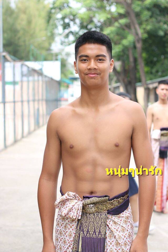ขอถอดเสื้อนะครับ&rsquo;จาร์