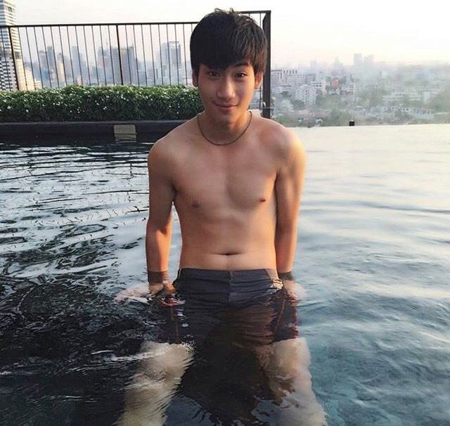 ขอถอดเสื้อนะครับ&rsquo;จาร์