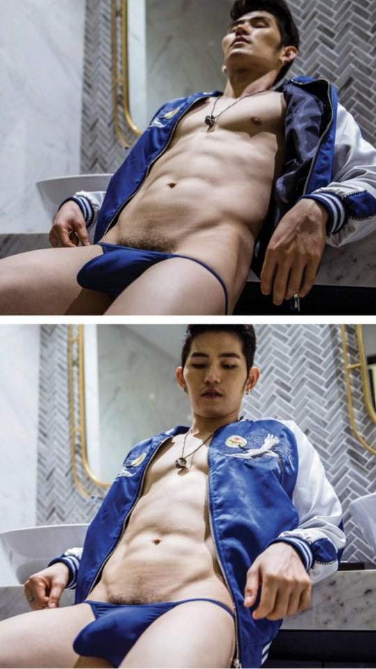 hot male 486 (18+)