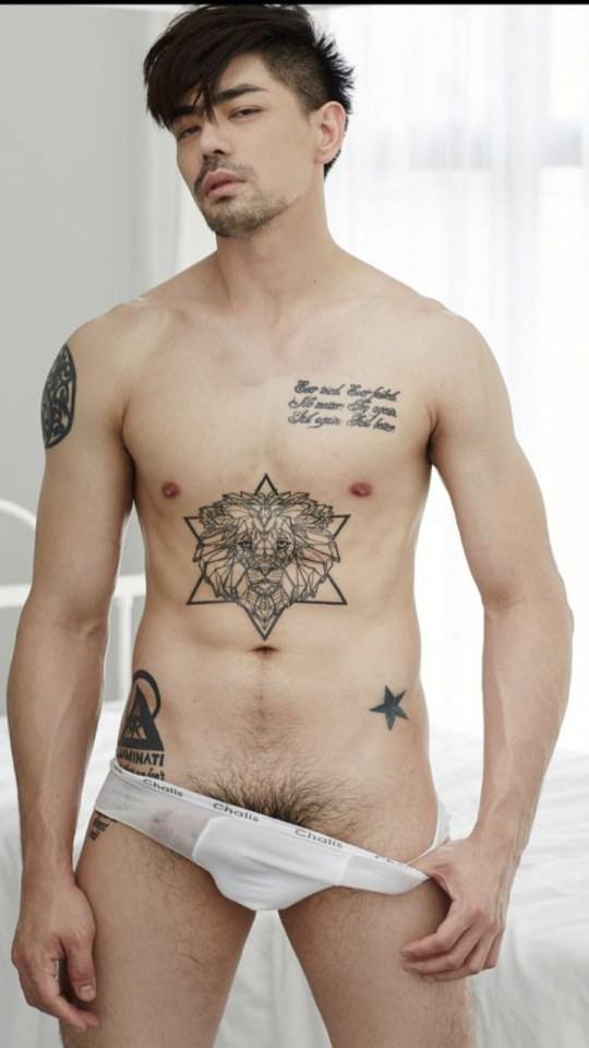 hot male 491 (18+)