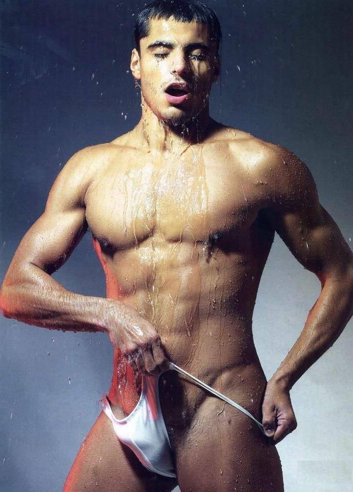 hot male 492 (18+)