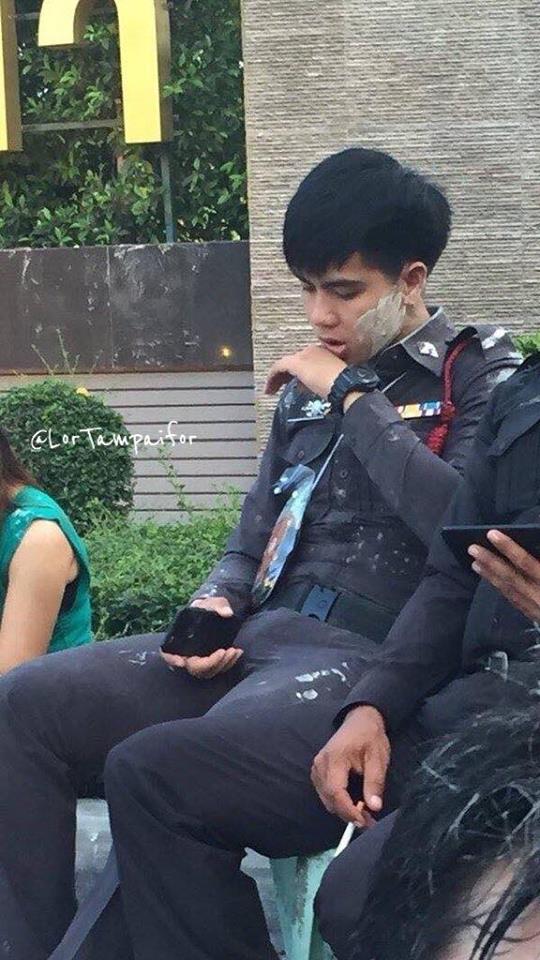ผู้ชายเปียกน้ำ 1