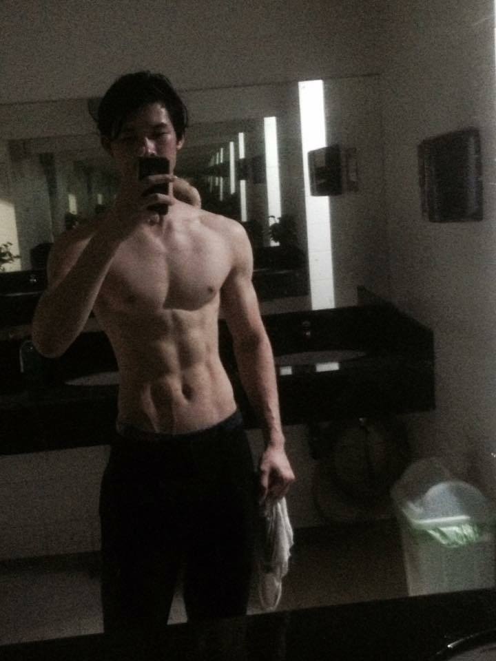 ถ่ายตัวเอง ในห้องน้ำ 2,667