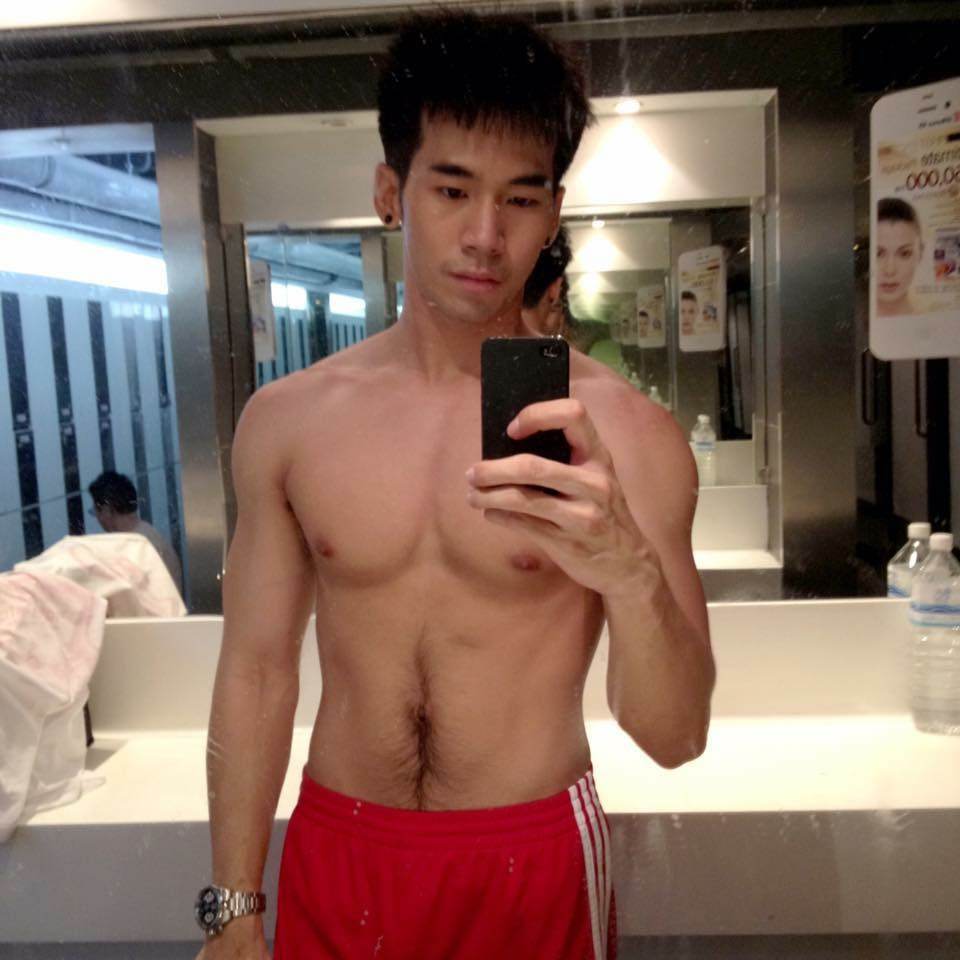 ถ่ายตัวเอง ในห้องน้ำ 2,667
