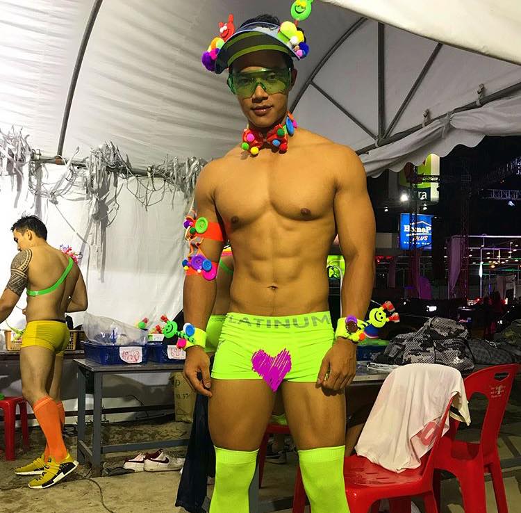 สงกรานต์ หลากสไตล์