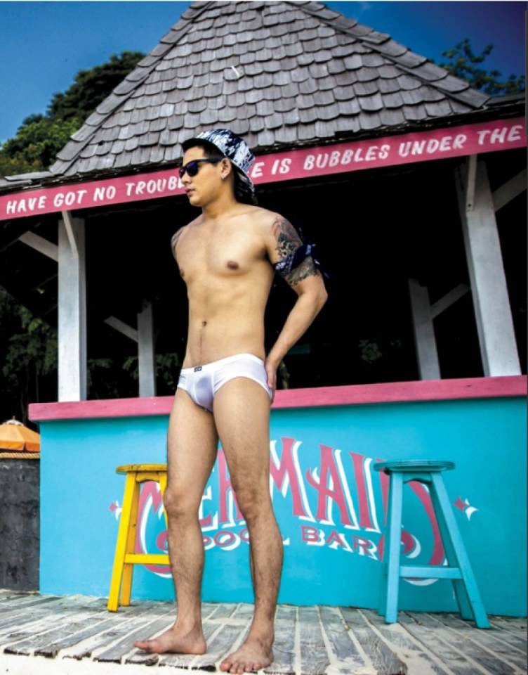 hot male 497 (18+)