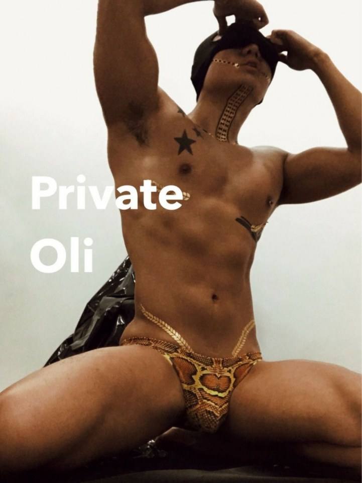 hot male 497 (18+)
