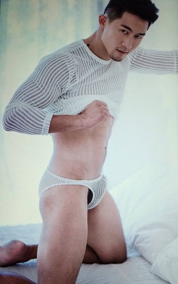 hot male 500 (18+)