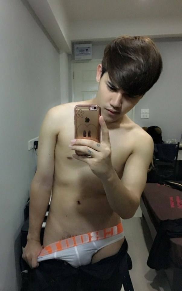 hot male 503 (18+)