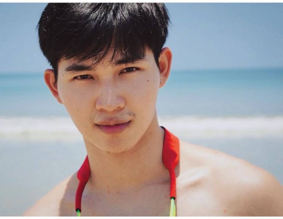 อยากยิ้มกับเธอ