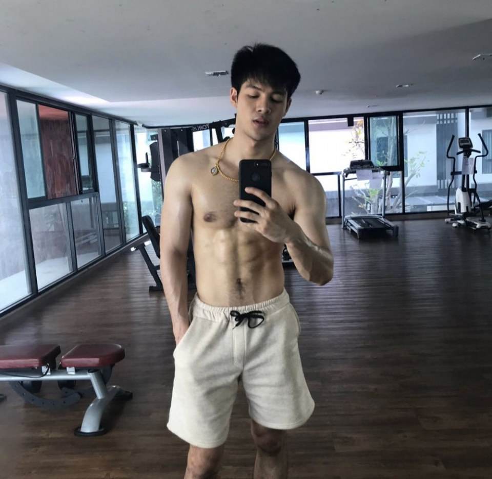 อยากยิ้มกับเธอ