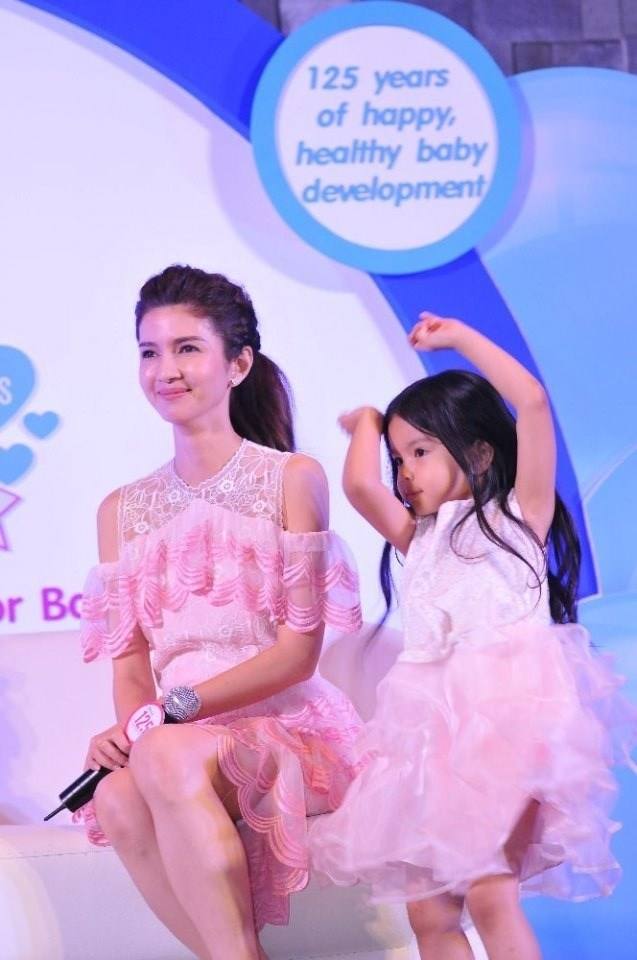 น้องมะลิ โตแล้วน่ารักฝุดๆ (ภาพจากงานจอห์นสัน ฉลองครบรอบ 125 ปี)