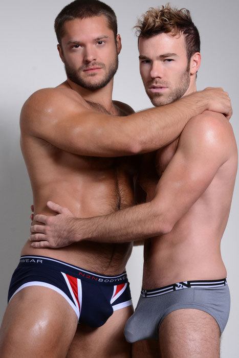 Hot guy in underwear 324