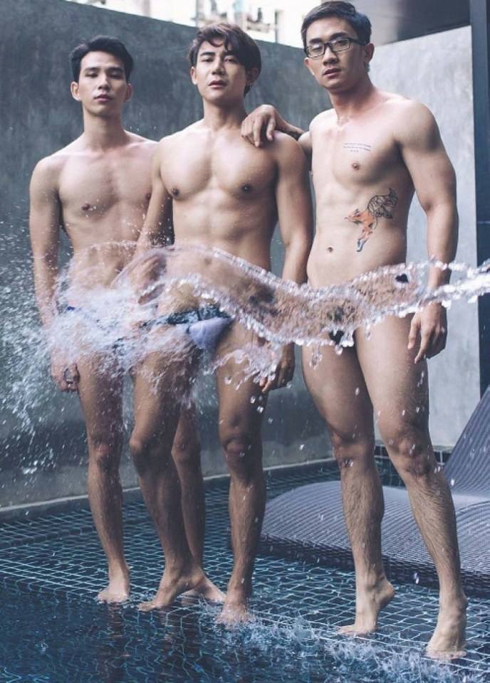 hot male 504 (18+)