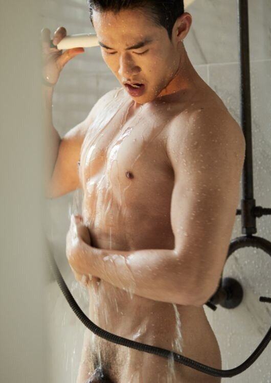 hot male 506 (18+)