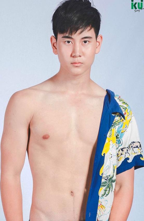 กรุบกริบเล่นน้ำ ๑