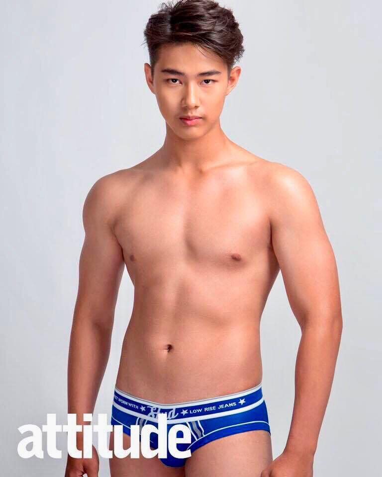 หนุ่มหล่อขึ้นปก 33