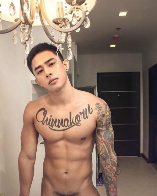 ถอดโชว์เรือนร่าง 2125