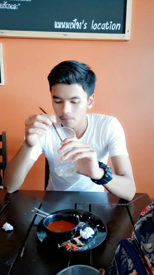 ตำรวจทัน หล่อเข้ม
