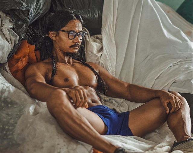 hot male 509 (18+)