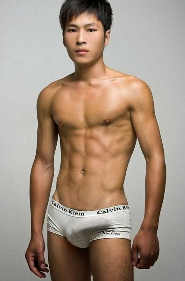hot male 509 (18+)