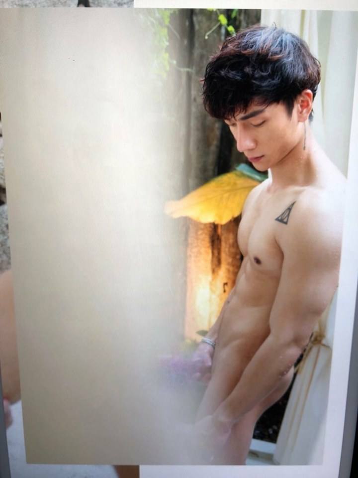 hot male 509 (18+)