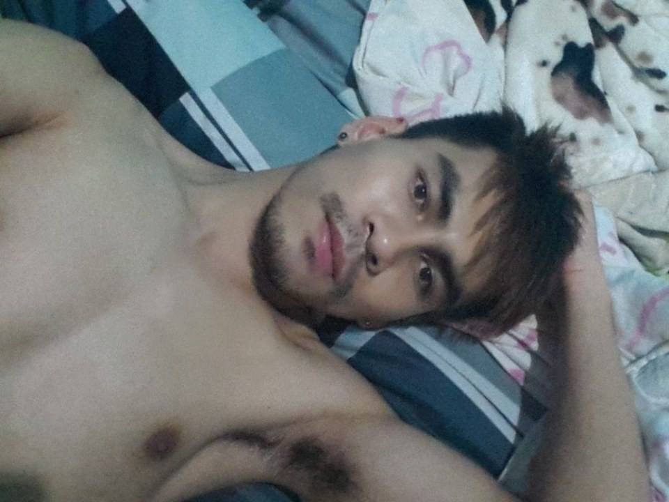 เลือกเลีย