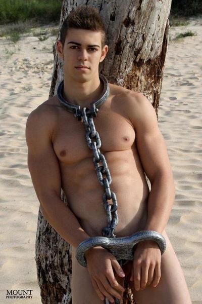 hot male 511 (18+)
