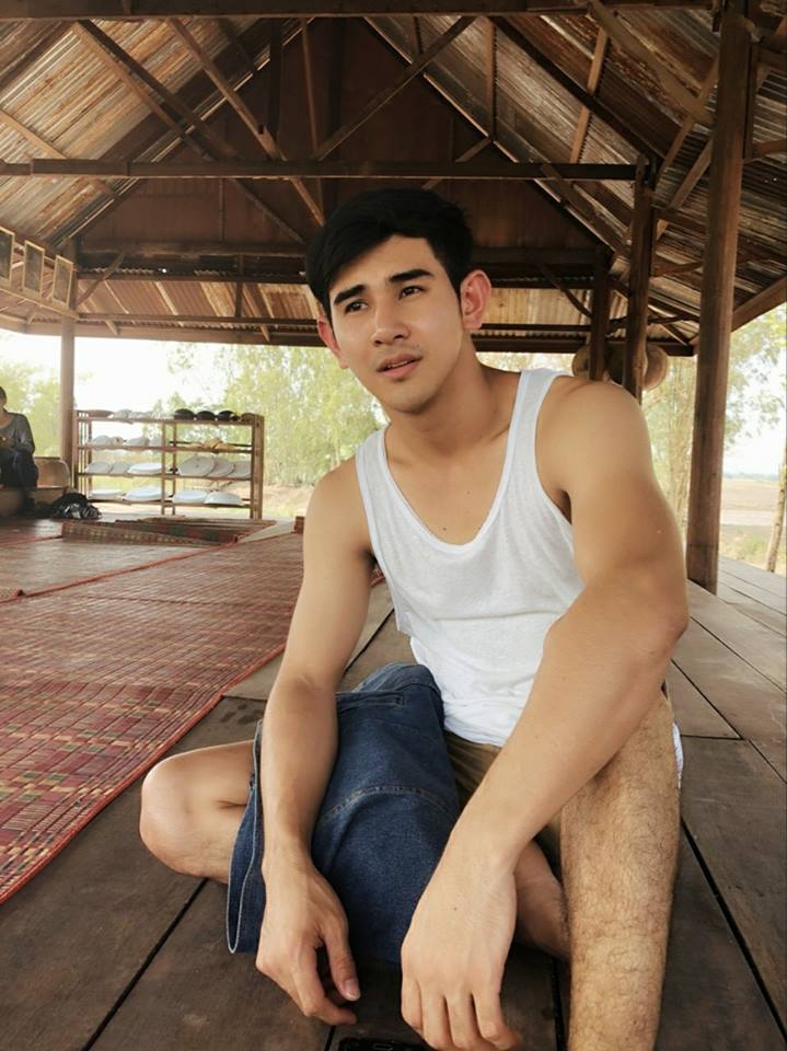 ต้าร์ นริชชา นักร้องหนุ่มลูกทุ่ง หุ่นดีมาก
