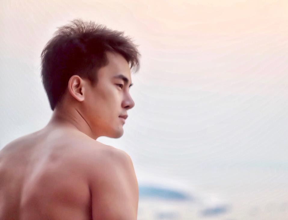แซ่บมาก นัท ณัฐพงศ์ ในชุดว่ายน้ำ
